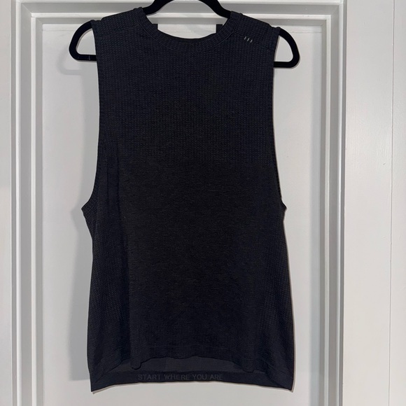 Lululemon Metal Vent Tech Sleeveless Shirt Size S (Fits Oversized, Could Fit M) - Picture 1 of 4